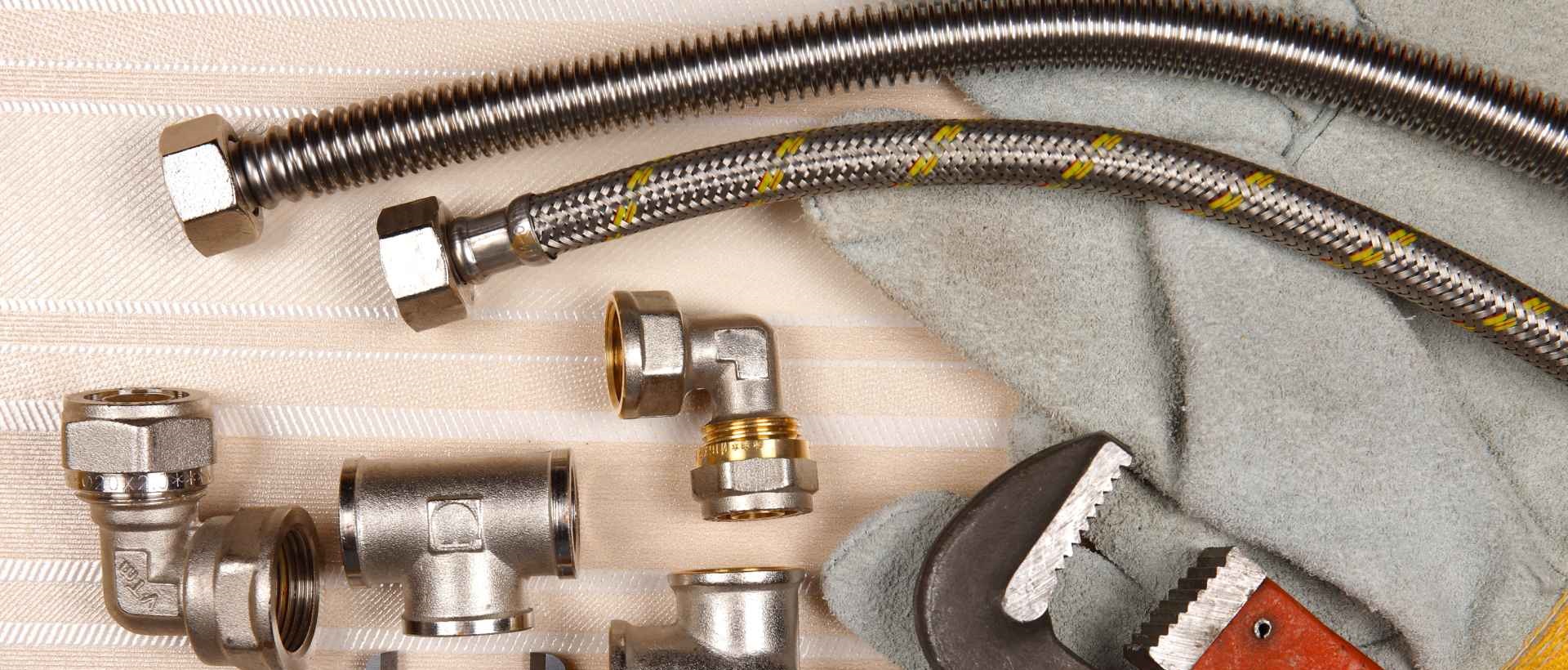 Emergency plumbers SE8